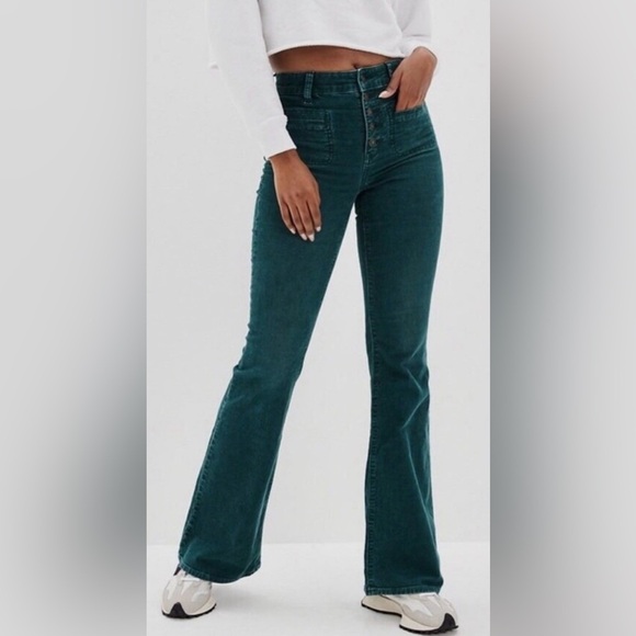 American Eagle Outfitters Denim - American Eagle Flair Jeans Size 18